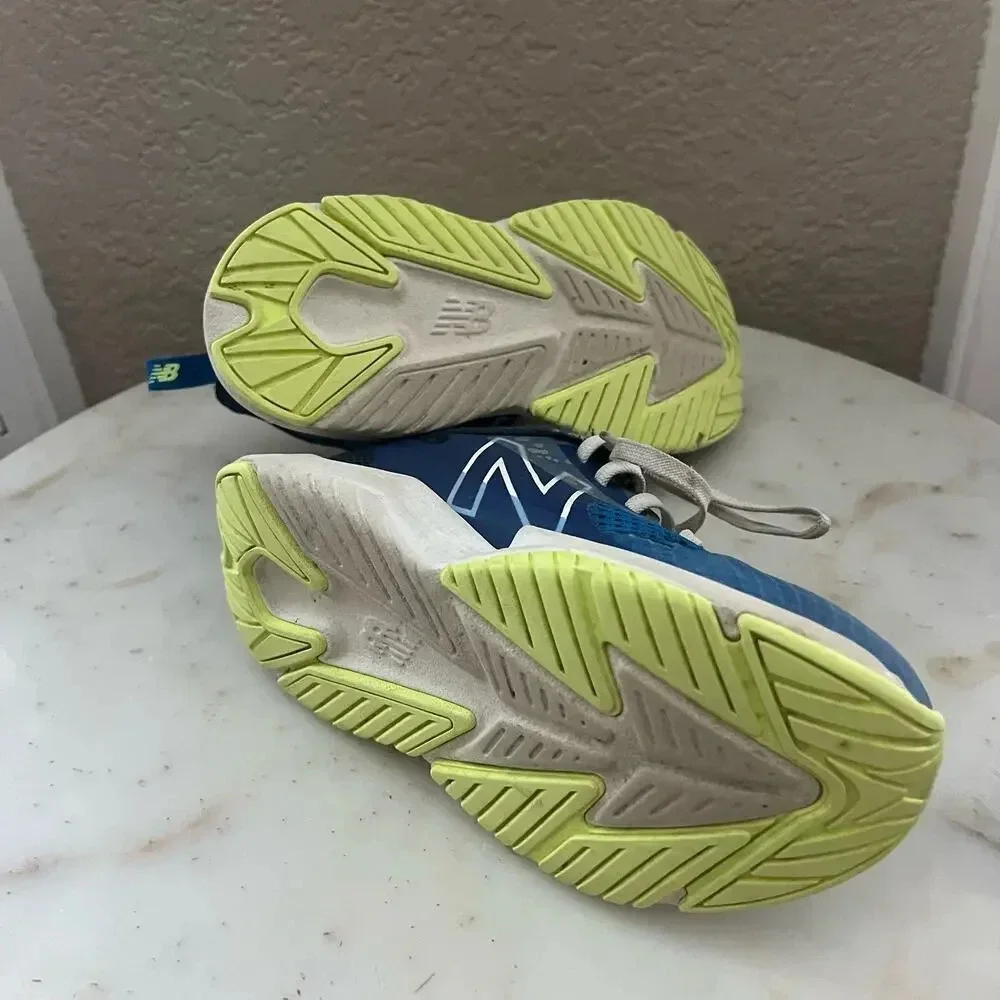 New Balance Unisex-child Rave Run V2 Lace-Up Blue Yellow Sneaker Tennis Shoe 11